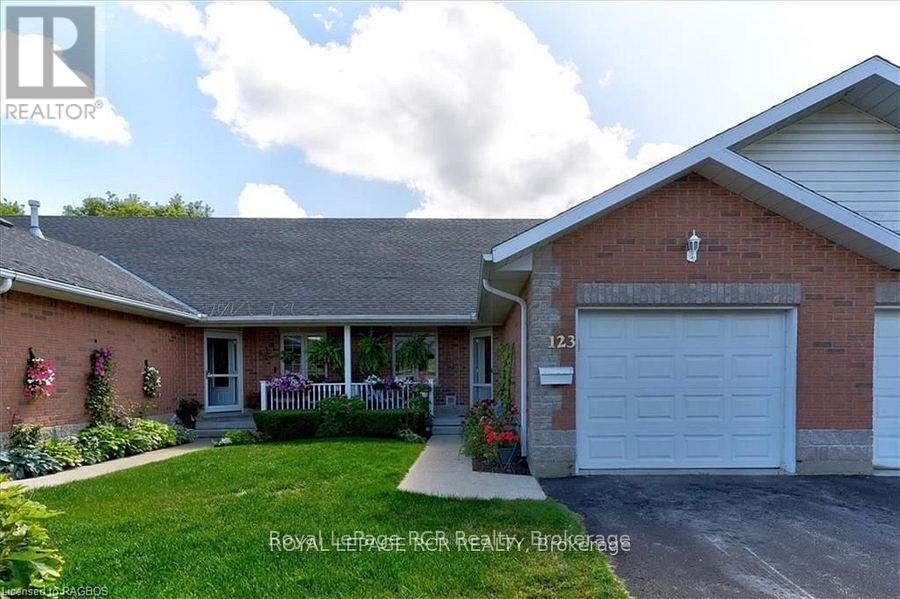 123 Church Street N, Wellington North, Ontario  N0G 2L2 - Photo 2 - X12320592