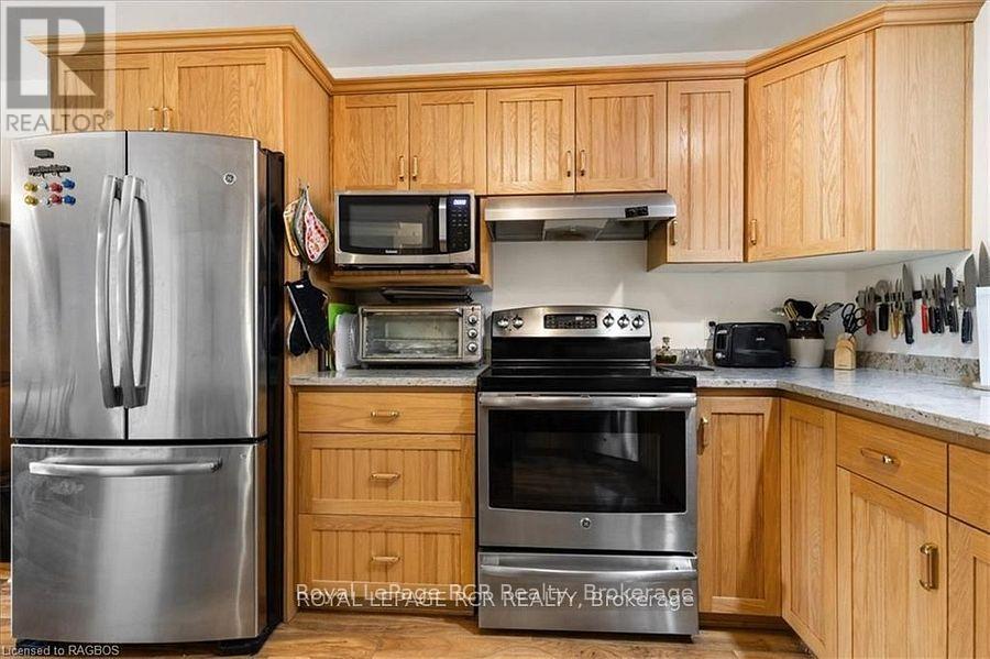 123 Church Street N, Wellington North, Ontario  N0G 2L2 - Photo 8 - X12320592