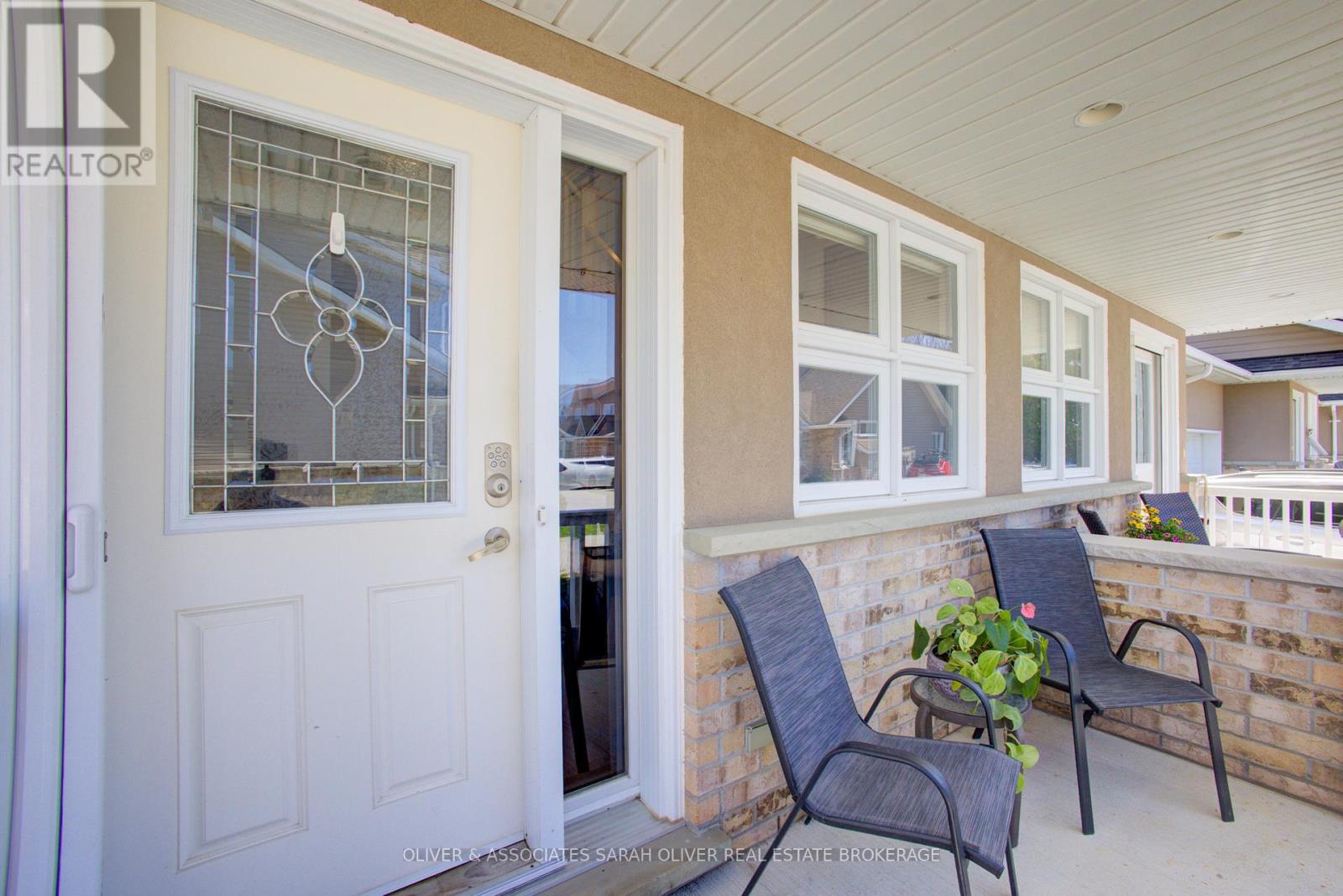 6 - 433 Queen Street, Kincardine, Ontario  N2Z 0A2 - Photo 5 - X12320573