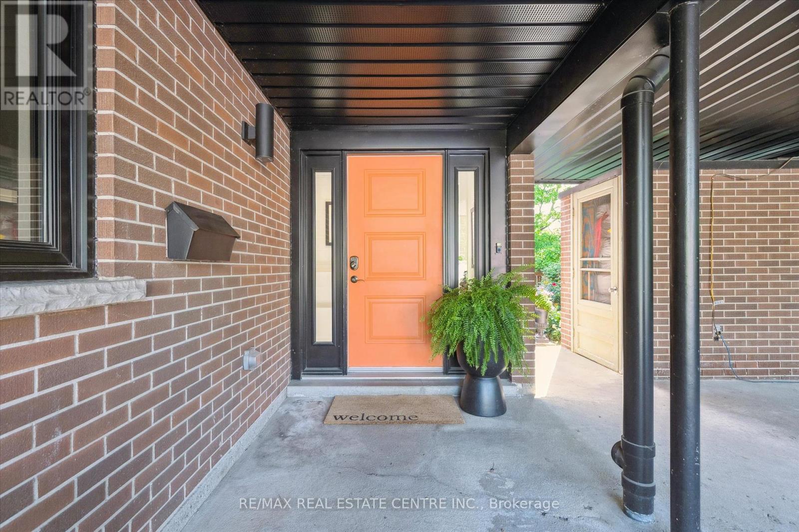 Property at 88 CALLANDER DRIVE image 3