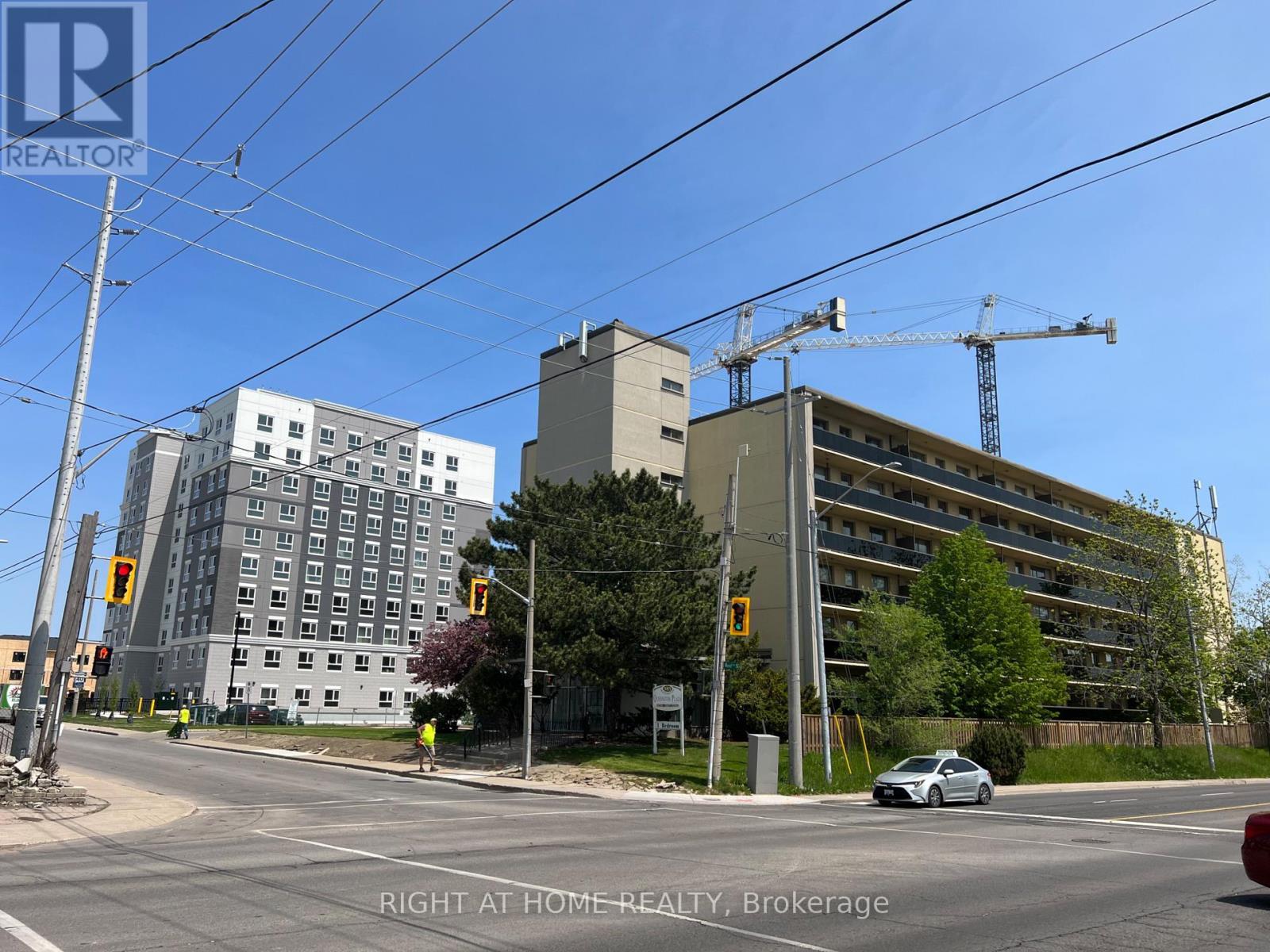 353 Queenston Road, Hamilton, Ontario  L8K 1H8 - Photo 12 - X12320536