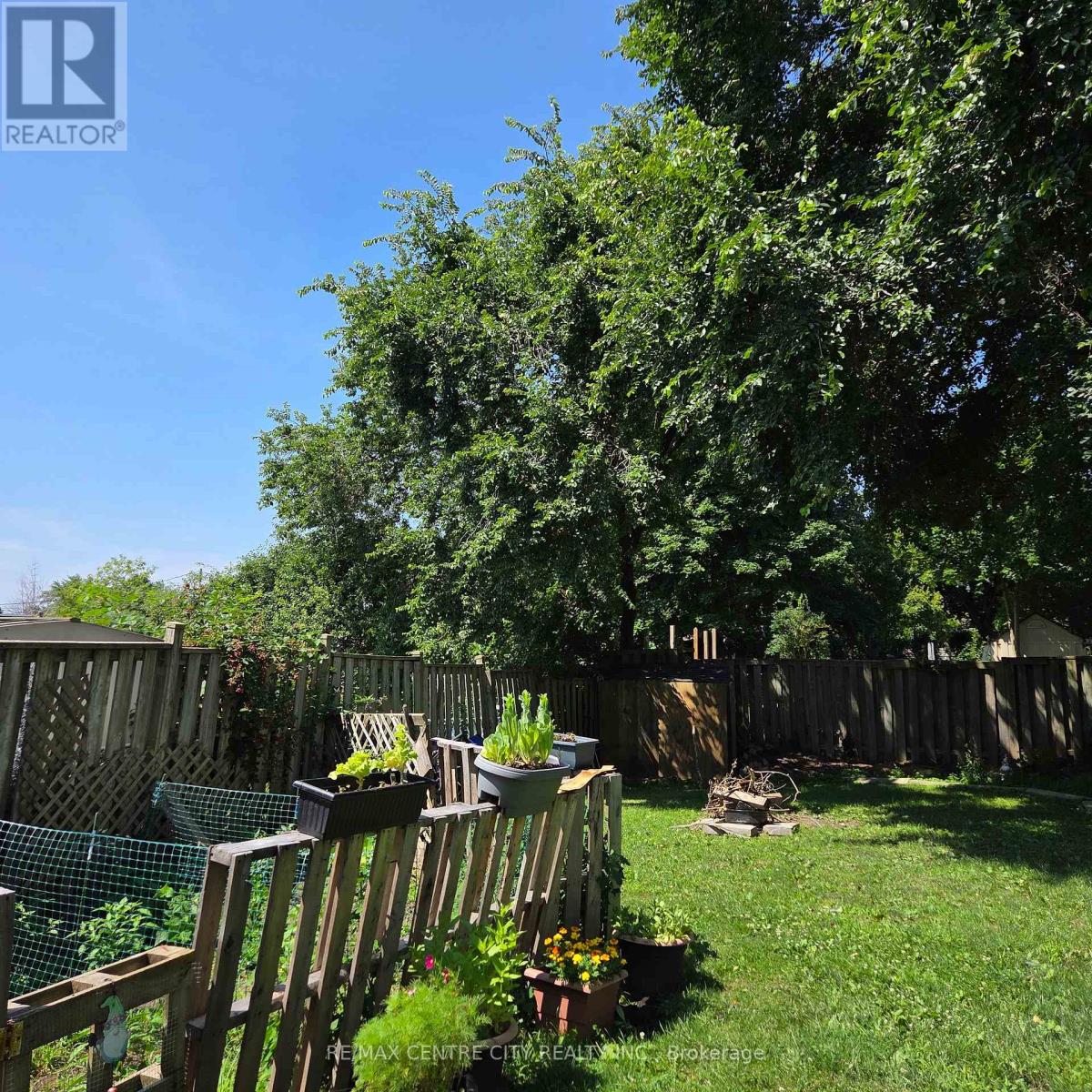 1687 Ernest Avenue, London South, Ontario  N6E 2S3 - Photo 11 - X12313760