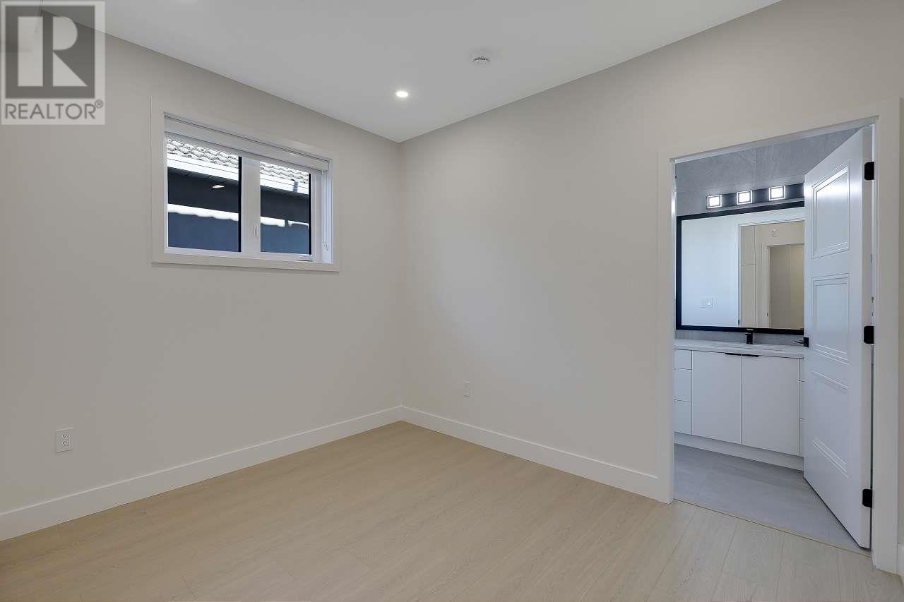 2 3251 E 44 Avenue, Vancouver, British Columbia  V5R 3B2 - Photo 20 - R3032425