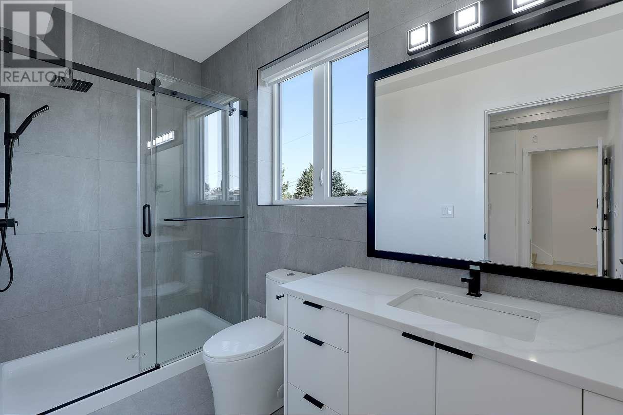2 3251 E 44 Avenue, Vancouver, British Columbia  V5R 3B2 - Photo 21 - R3032425