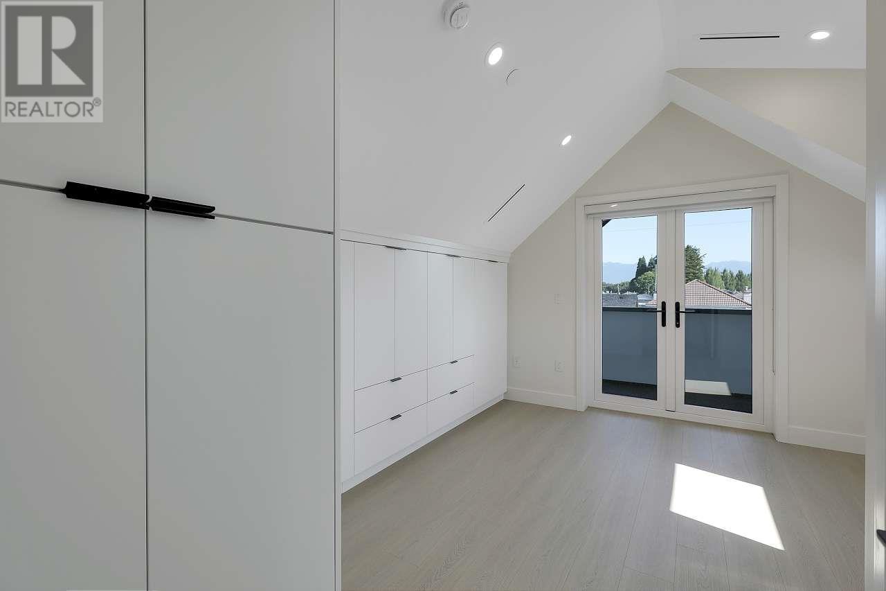 2 3251 E 44 Avenue, Vancouver, British Columbia  V5R 3B2 - Photo 23 - R3032425