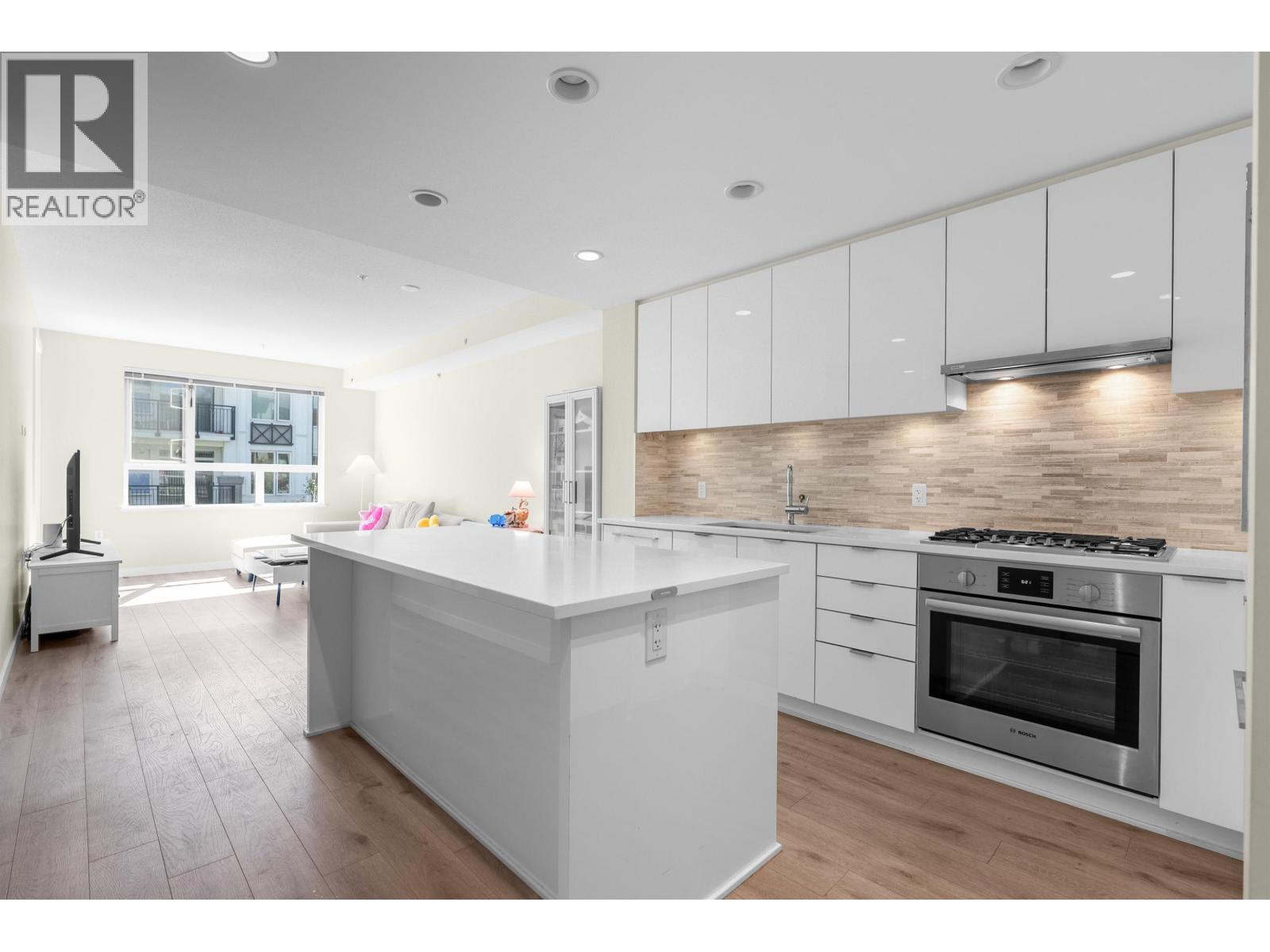 315 9233 Odlin Road, Richmond, British Columbia  V6X 0V4 - Photo 4 - R3032890