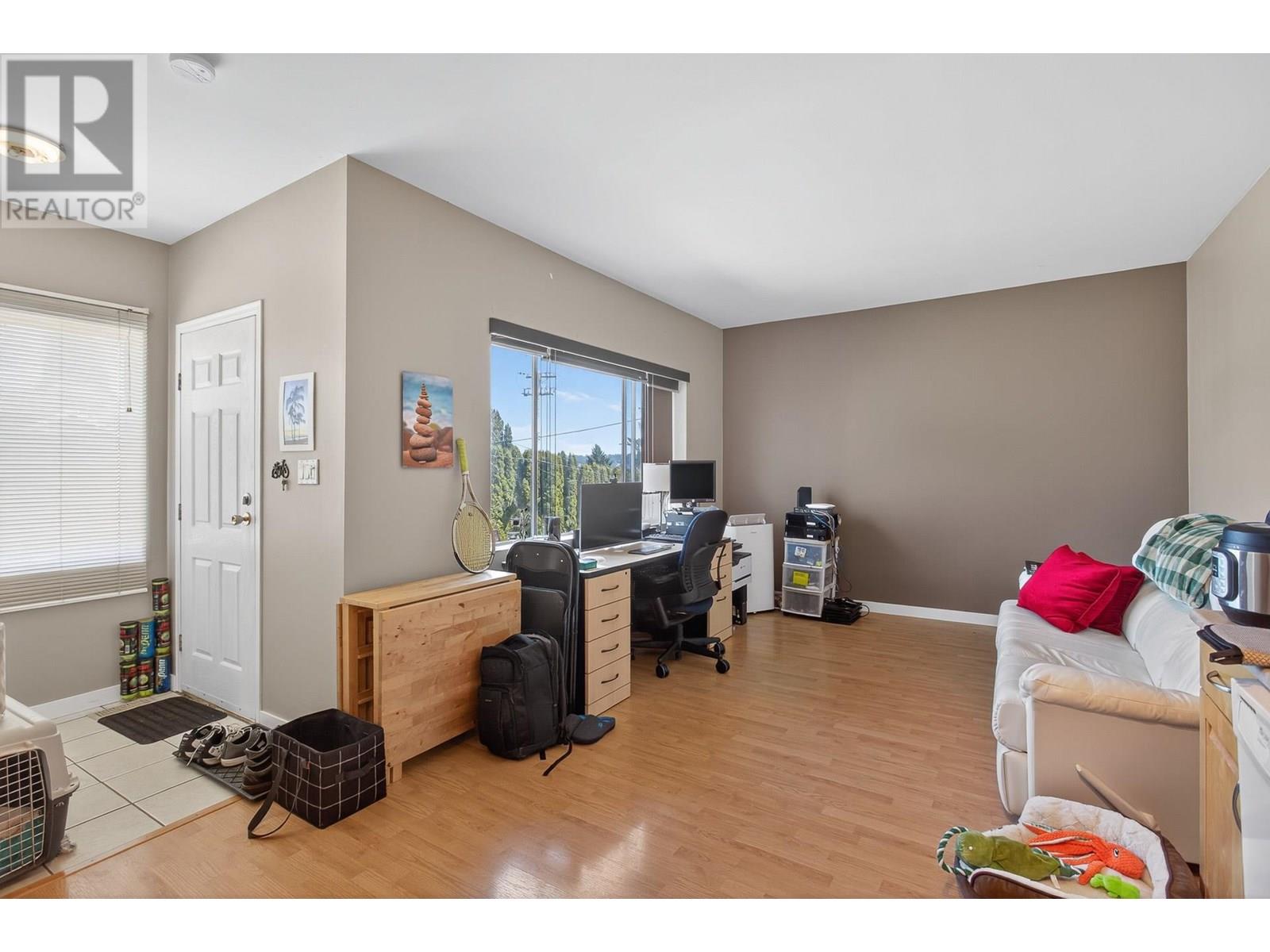 Property at 226 NELSON STREET image 5