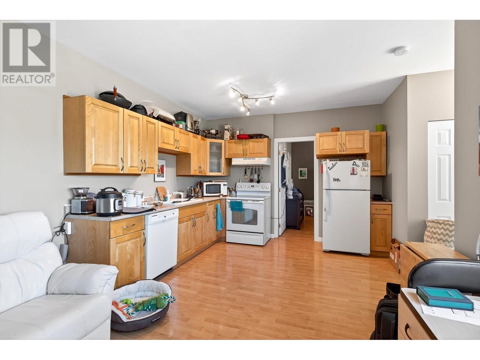 226 Nelson Street, Coquitlam, British Columbia  V3K 4M9 - Photo 7 - R3032871