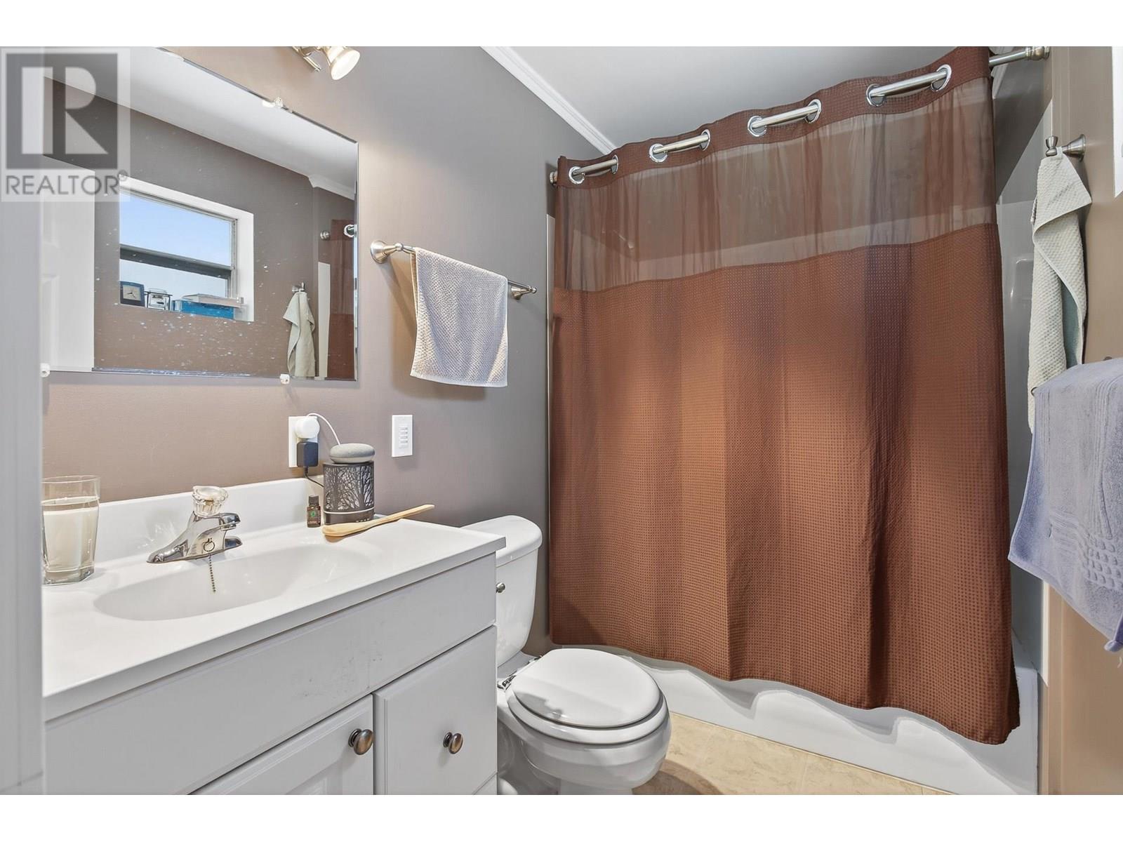 226 Nelson Street, Coquitlam, British Columbia  V3K 4M9 - Photo 9 - R3032871