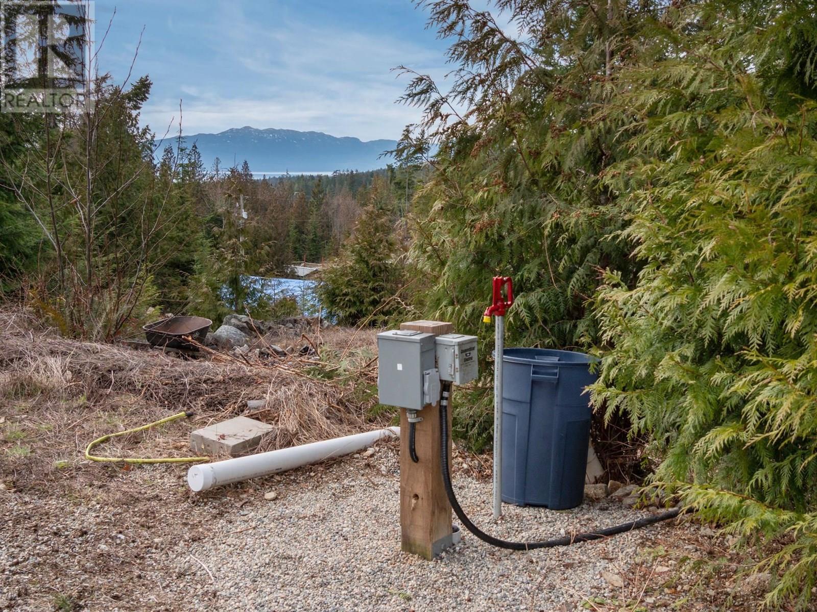 9305 Stephens Way, Halfmoon Bay, British Columbia  V7Z 1G9 - Photo 36 - R3032926