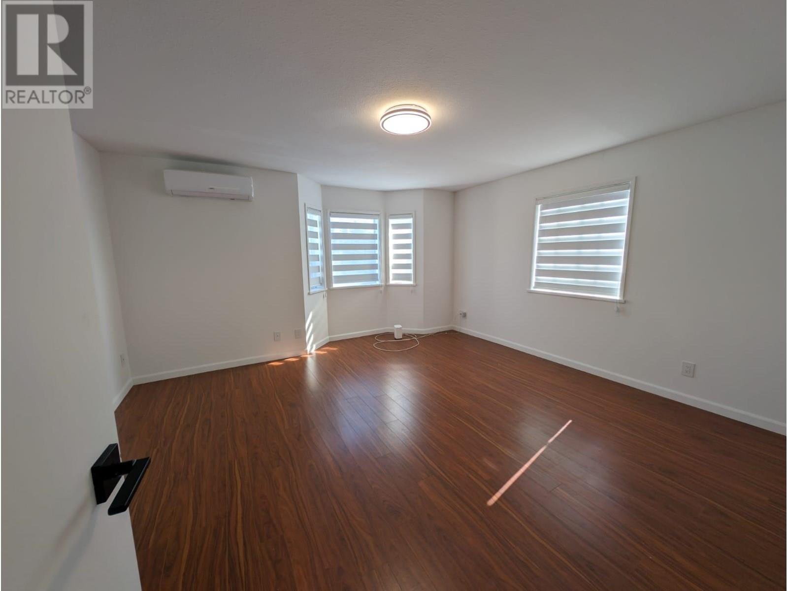 2fl 4xx E Columbia, New Westminster, British Columbia  V3L 3X6 - Photo 9 - R3032858