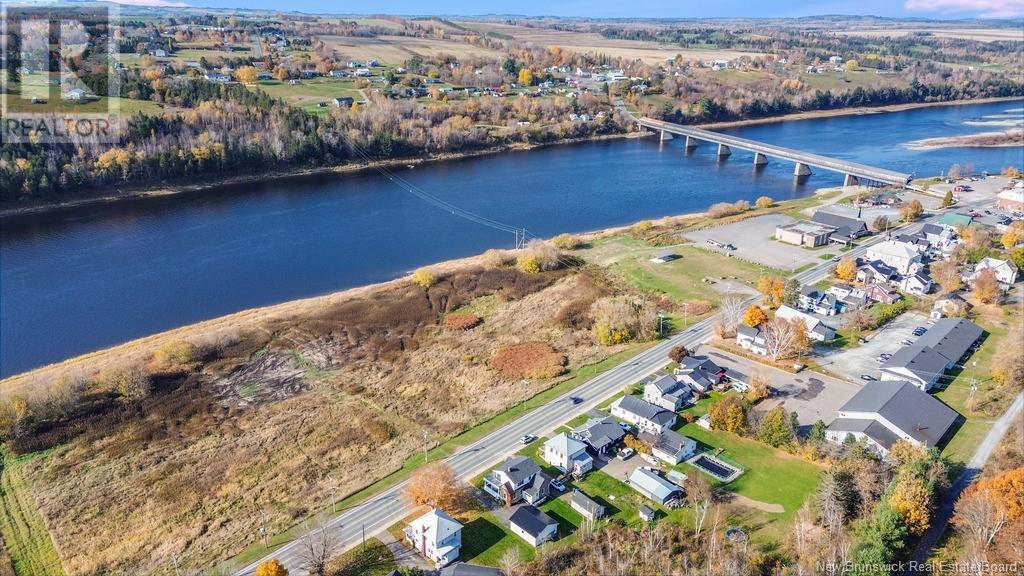 296 Main Street, Hartland, New Brunswick  E7P 2M8 - Photo 5 - NB108313