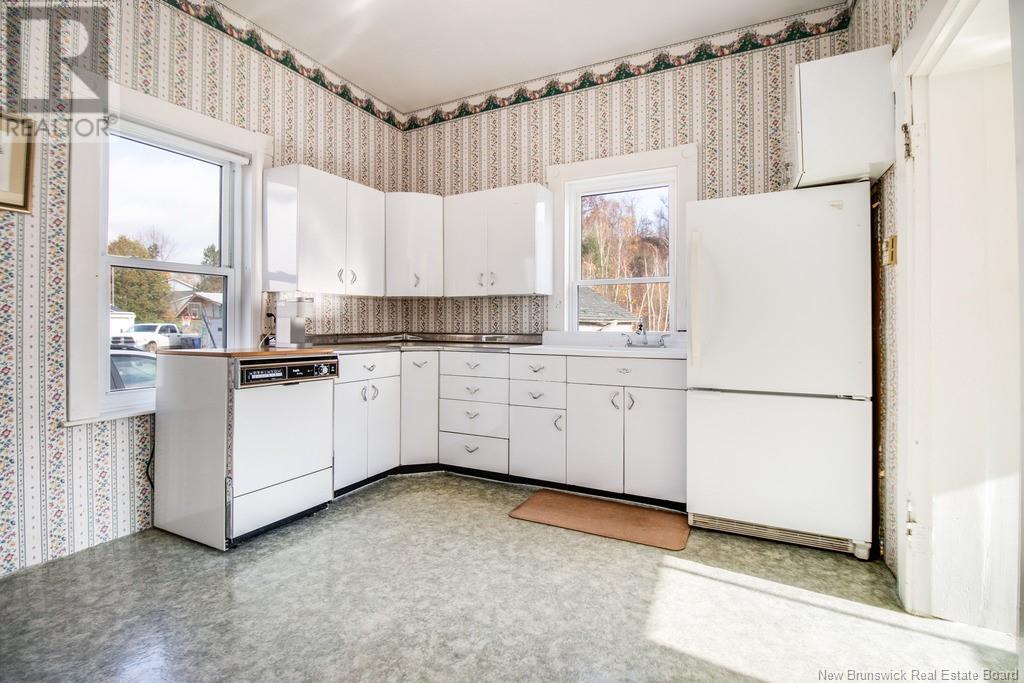 296 Main Street, Hartland, New Brunswick  E7P 2M8 - Photo 14 - NB108313