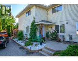 1041 11 Avenue Unit# 3, vernon, British Columbia