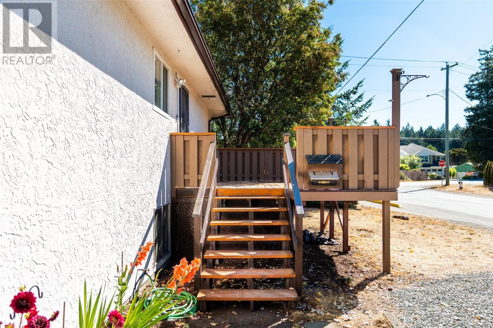 Property at 3162 Metchosin Rd image 4