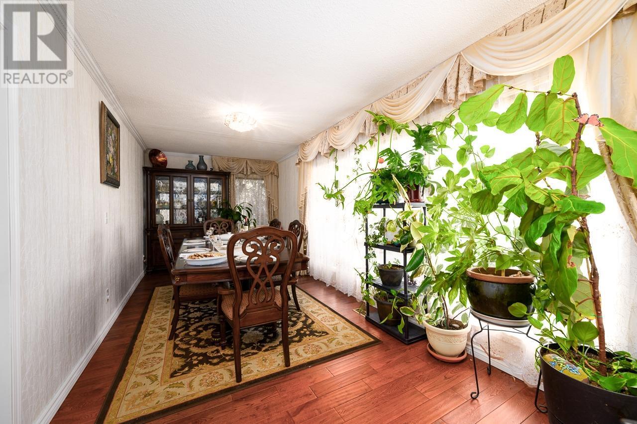 Property at 1091 WILDWOOD Drive image 4