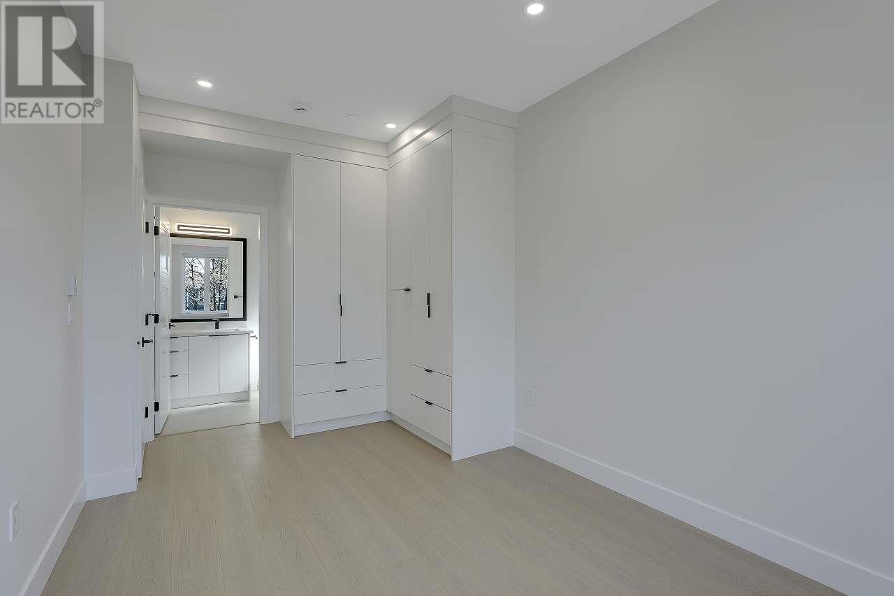1 3251 E 44 Avenue, Vancouver, British Columbia  V5R 3B2 - Photo 18 - R3032423
