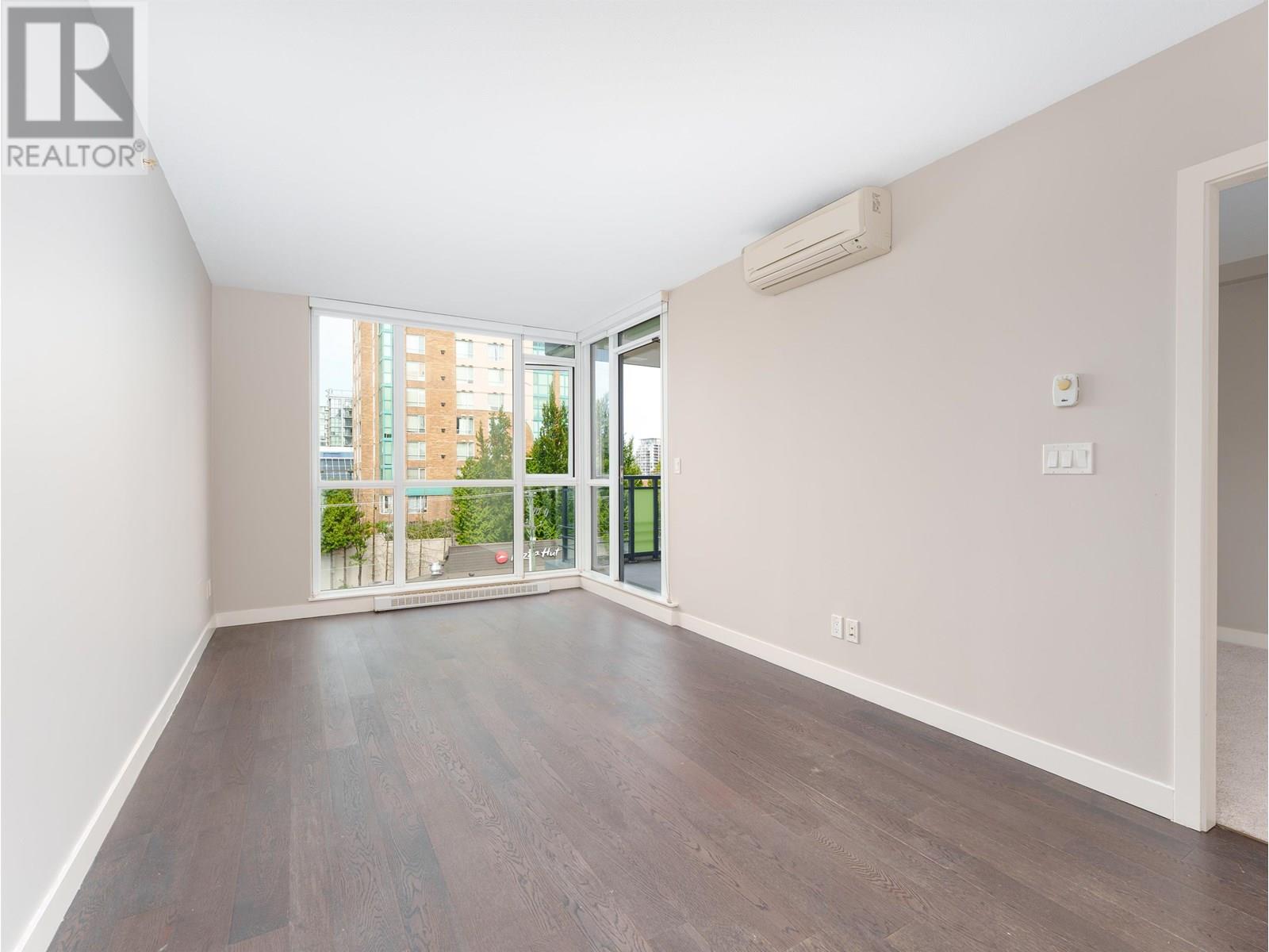 605 6180 Cooney Road, Richmond, British Columbia  V6Y 0H2 - Photo 2 - R3032764