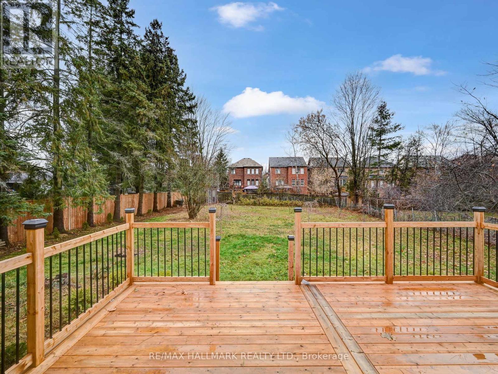 1046 Lebanon Drive, Innisfil, Ontario  L9S 2B7 - Photo 34 - N12320612