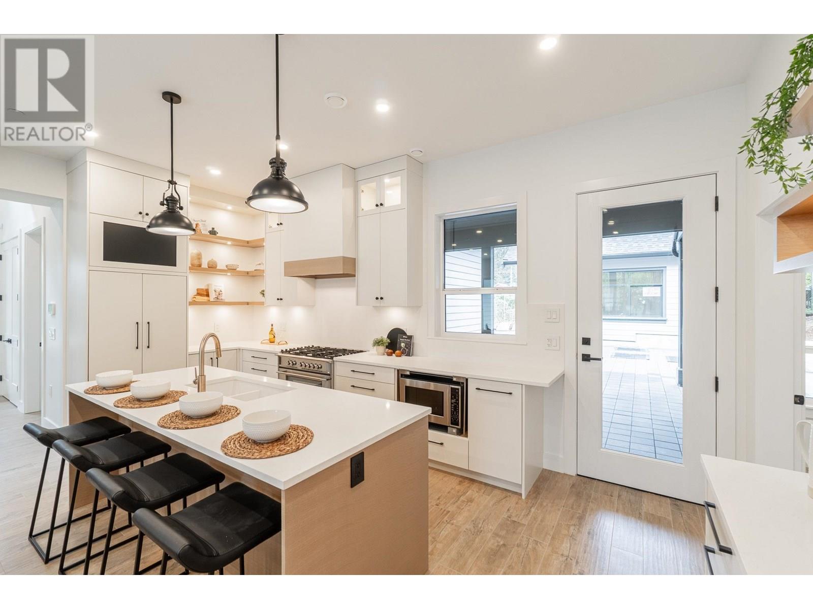 12018 261 Street, Maple Ridge, British Columbia  V2X 1A2 - Photo 9 - R3032246