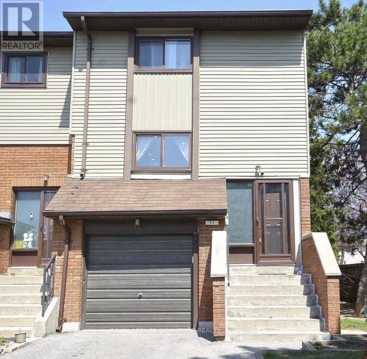 71 CARLETON PLACE, Brampton, Ontario