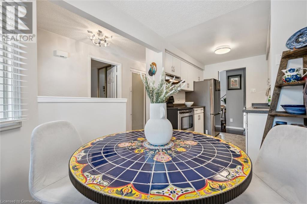 454 Beechwood Place Unit# 4, Waterloo, Ontario  N2T 1Y8 - Photo 13 - 40756489
