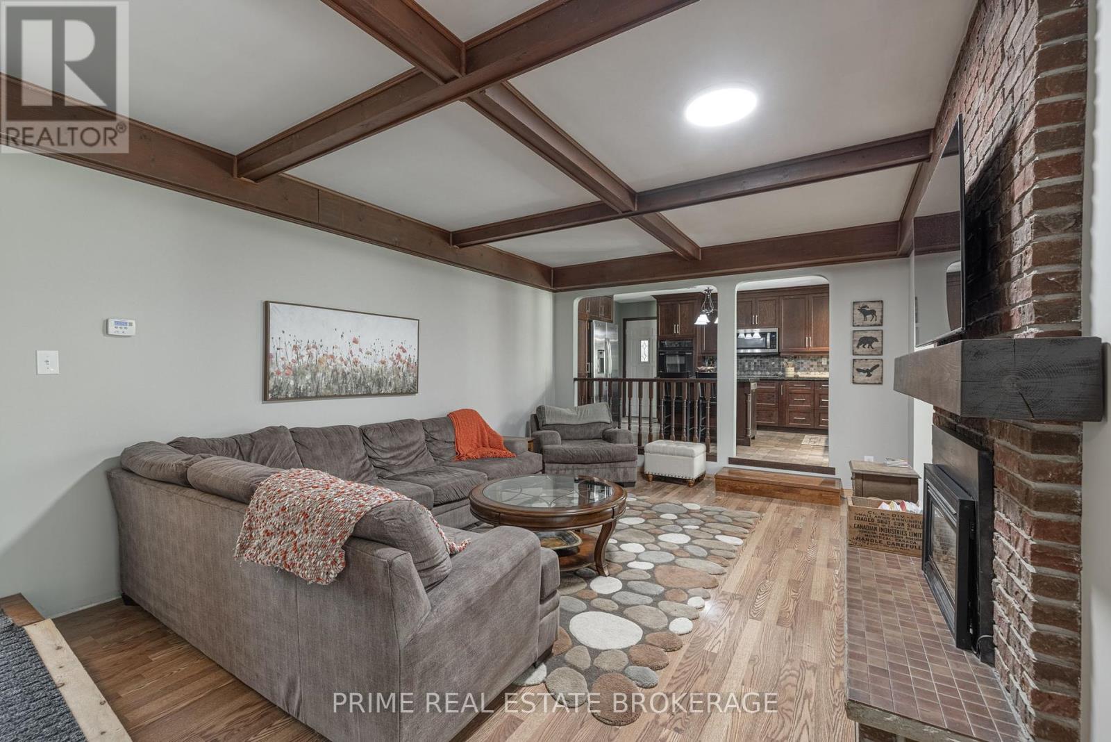 3304 Cromarty Drive, Thames Centre, Ontario  N0L 2B0 - Photo 16 - X12320686