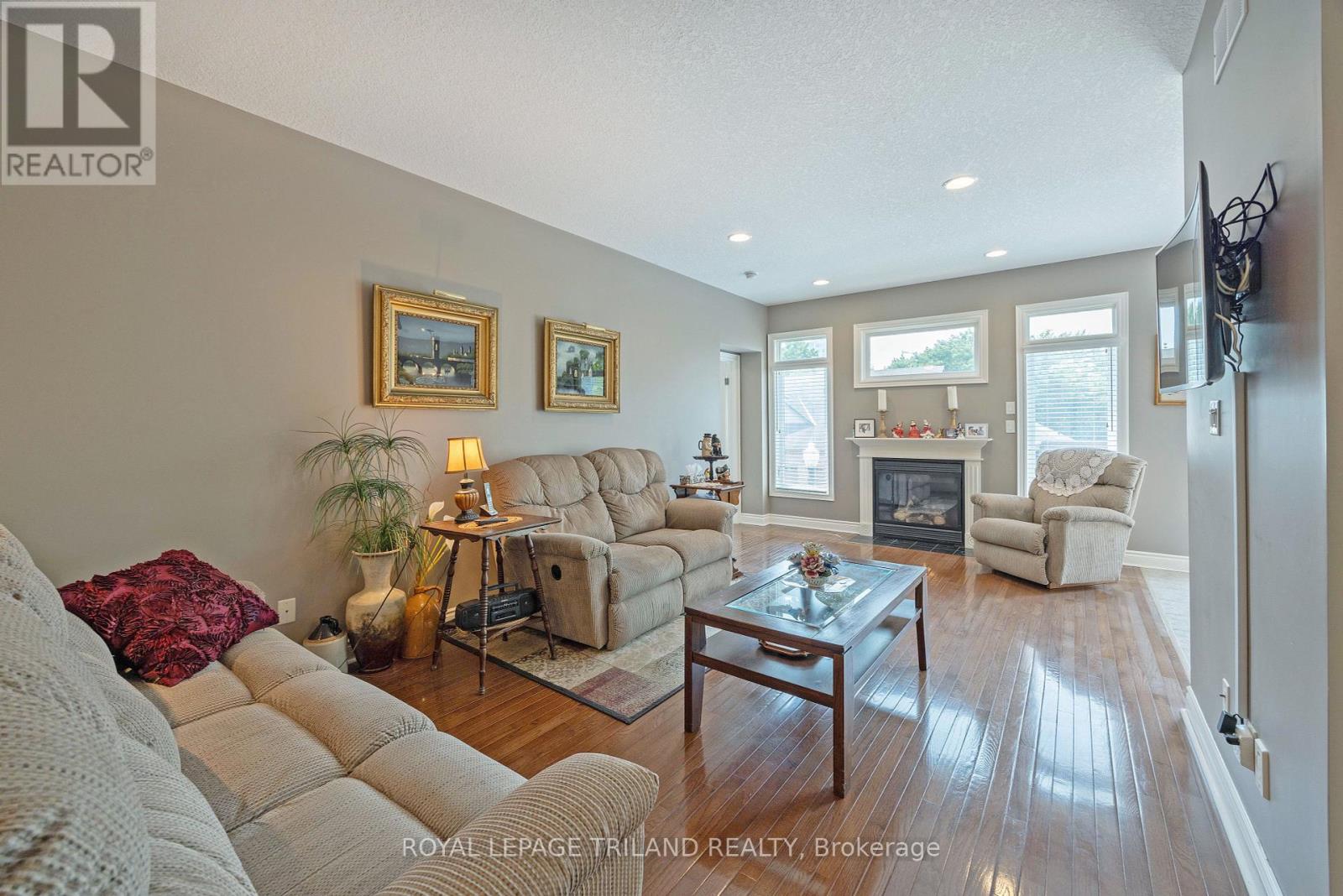 19 - 578 Mcgarrell Place, London North, Ontario  N6G 5M1 - Photo 3 - X12320698