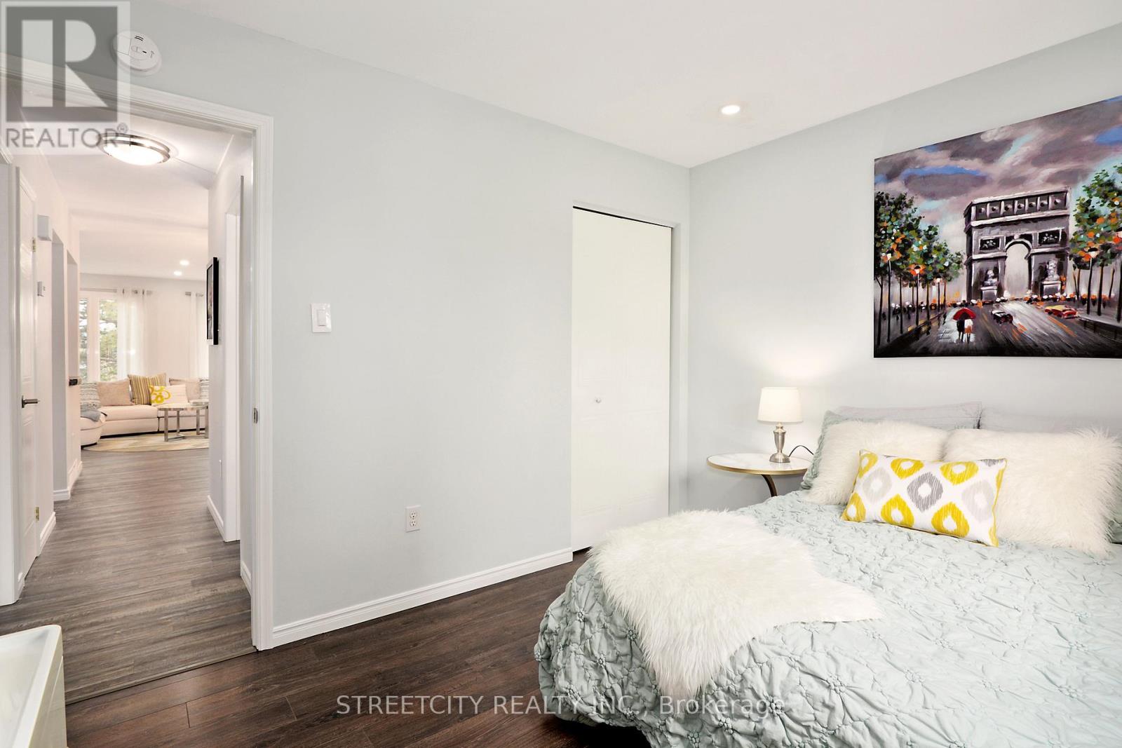 22 Erica Crescent S, London South, Ontario  N6E 3P4 - Photo 19 - X12320722