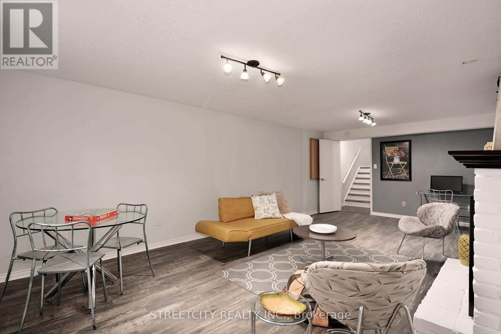 22 Erica Crescent S, London South, Ontario  N6E 3P4 - Photo 24 - X12320722