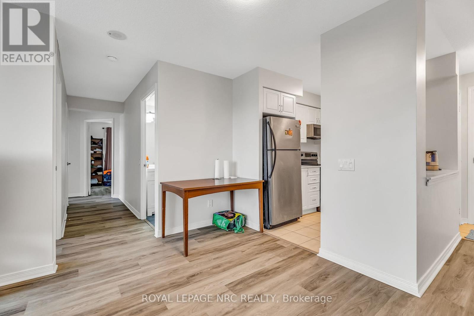 933 - 60 Heintzman Street, Toronto, Ontario  M6P 5A1 - Photo 20 - W12319973
