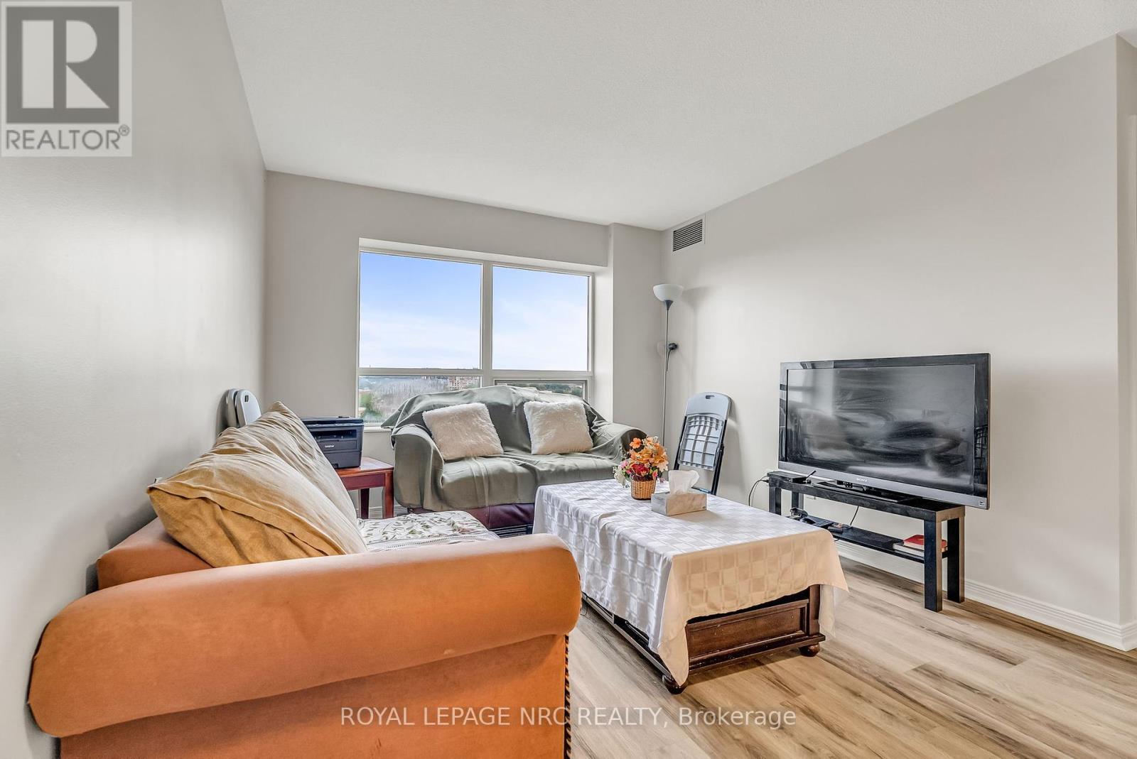 933 - 60 Heintzman Street, Toronto, Ontario  M6P 5A1 - Photo 16 - W12319973