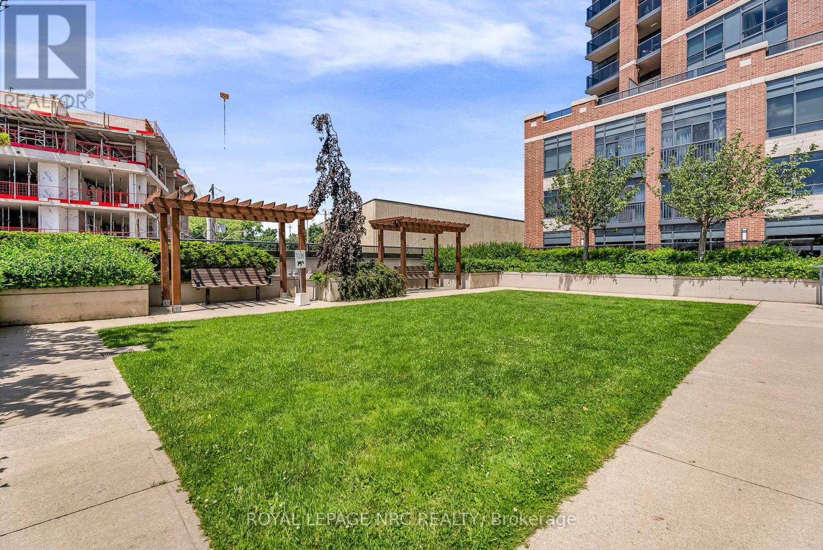 933 - 60 Heintzman Street, Toronto, Ontario  M6P 5A1 - Photo 34 - W12319973