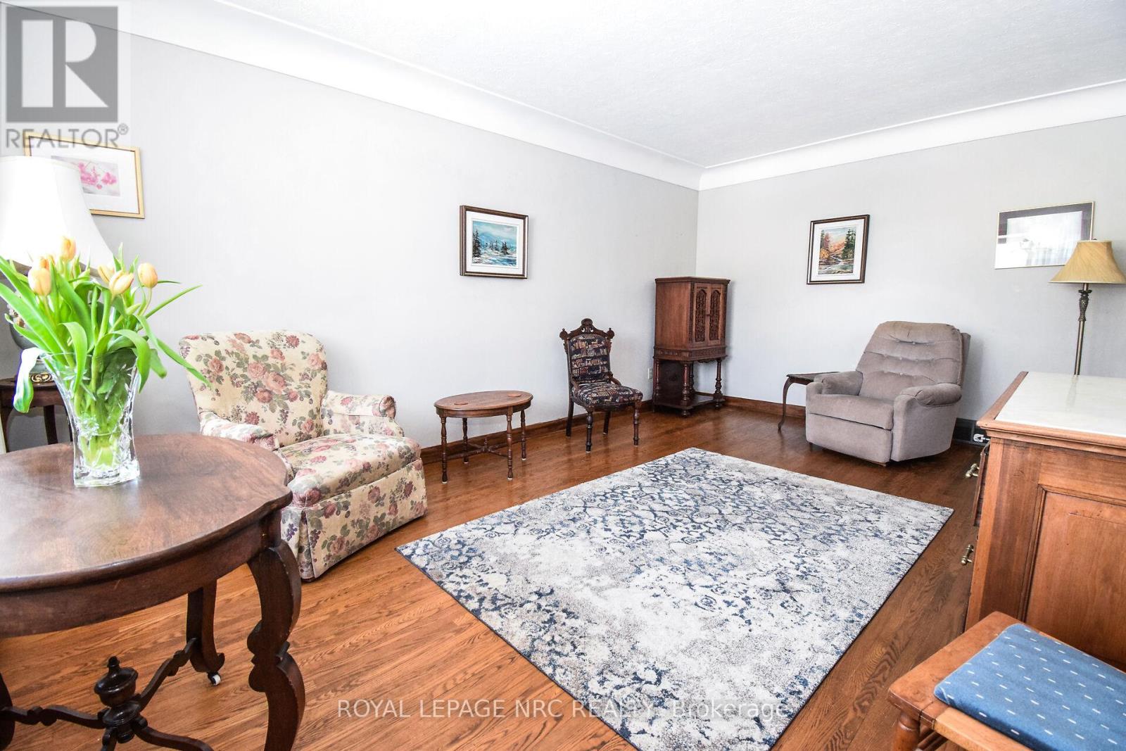 13 Westmount Crescent, Welland, Ontario  L3C 2S5 - Photo 11 - X12320765