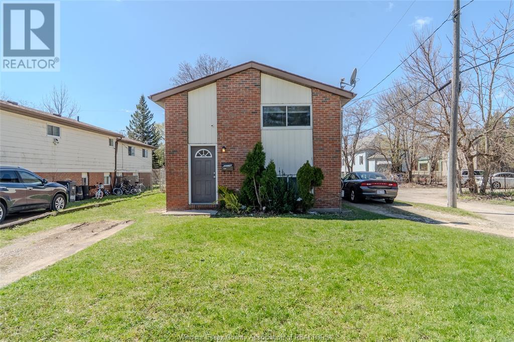 MLS# 25019549: 327-29 Curry, Windsor, Canada