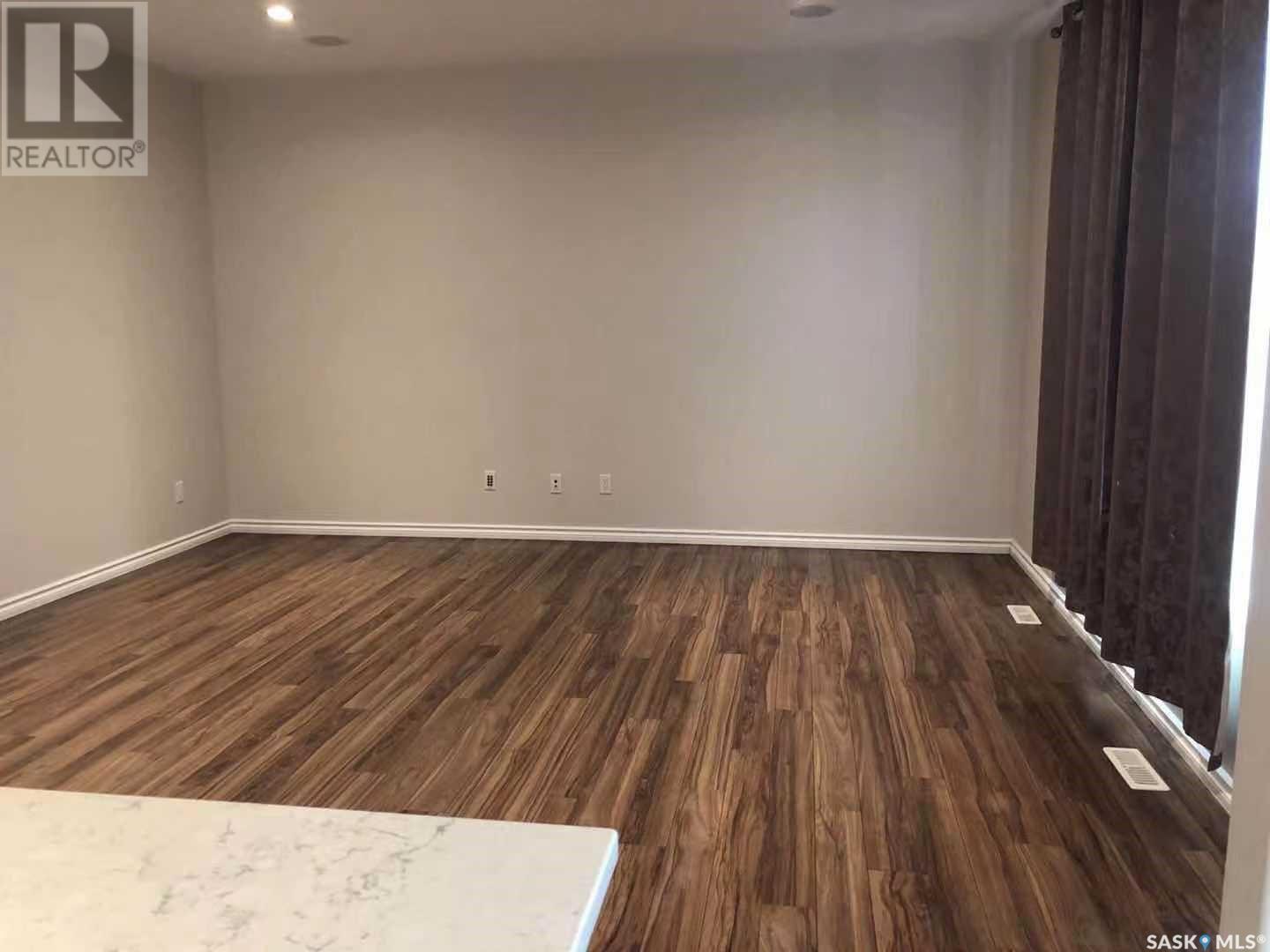 Property at 411 Langlois WAY image 3