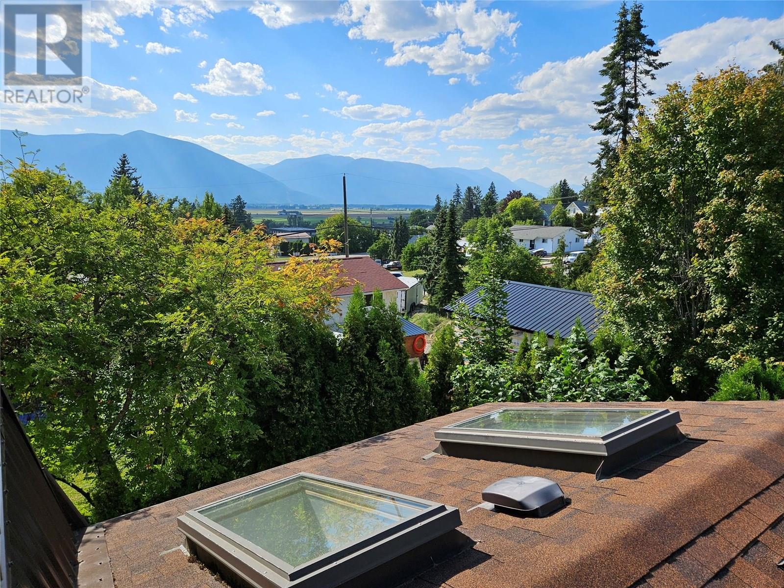 929 Dogwood Street, Creston, British Columbia  V0B 1G3 - Photo 53 - 10354116