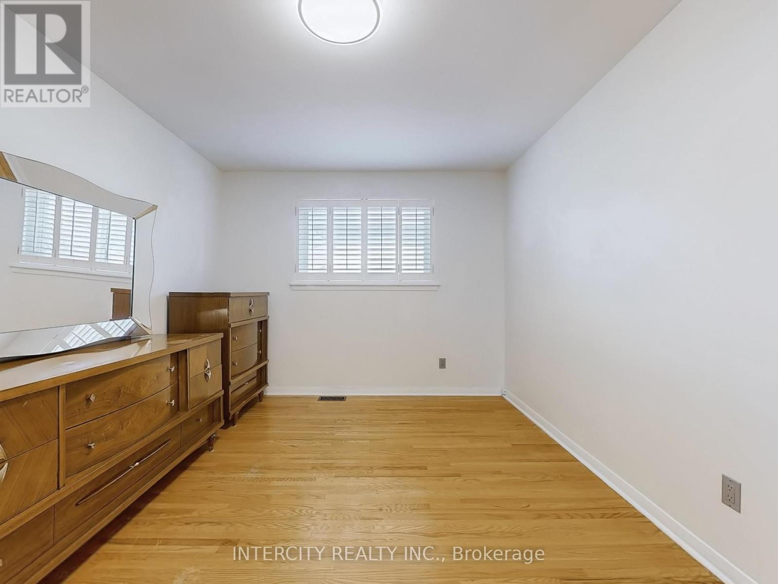 26 Donnalyn Drive, Toronto, Ontario  M2R 2R8 - Photo 23 - C12320667