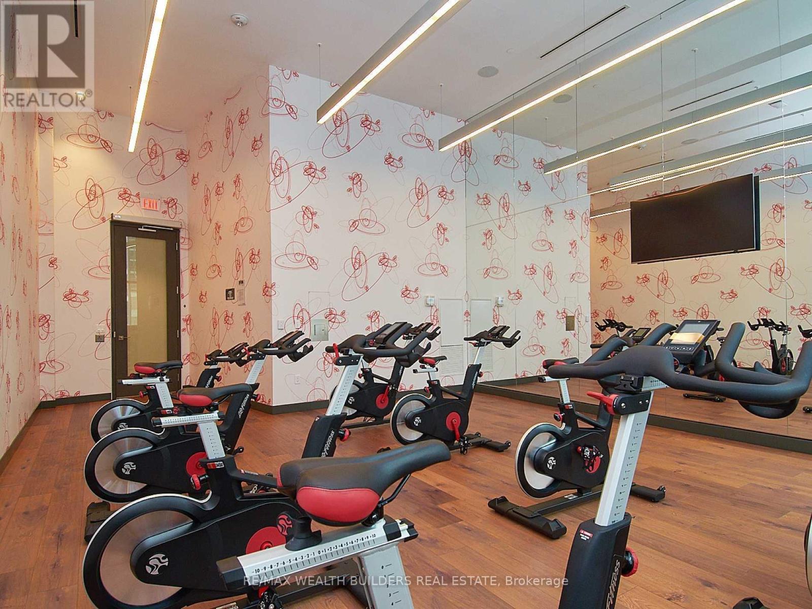 2105 - 8 The Esplanade, Toronto, Ontario M5E 0A6 - Photo 27 - C12320731