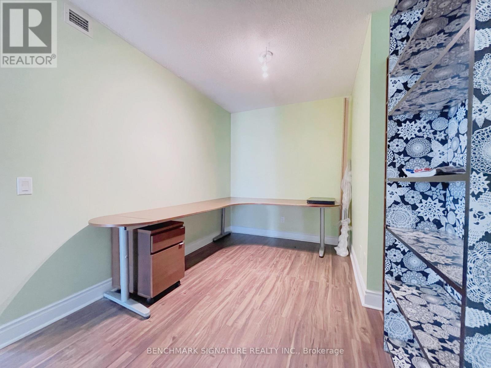 2612 - 10 Northtown Way, Toronto, Ontario  M2N 7L4 - Photo 5 - C12320744