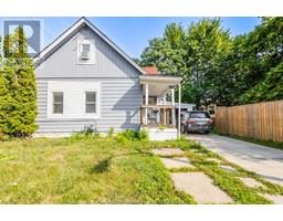 868 TUSCARORA, Windsor, Ontario