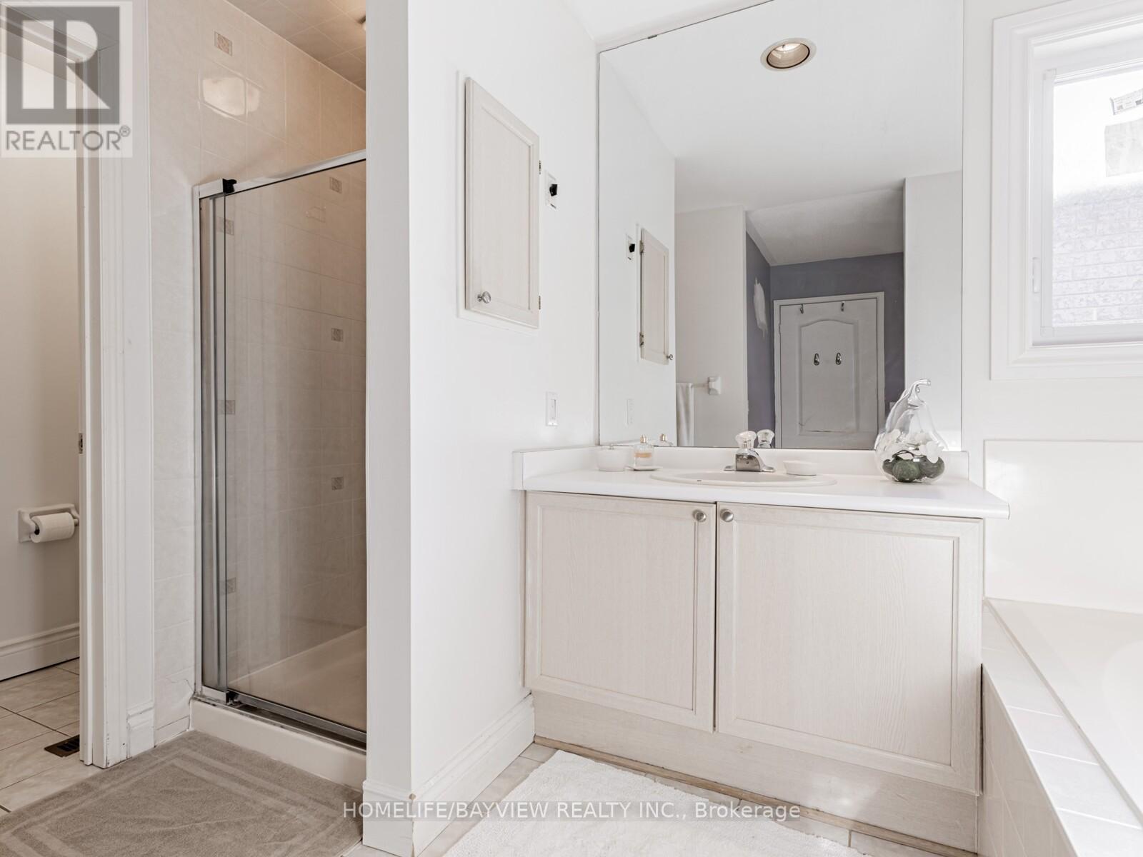109 Thicket Crescent, Pickering, Ontario  L1V 6S5 - Photo 23 - E12320654