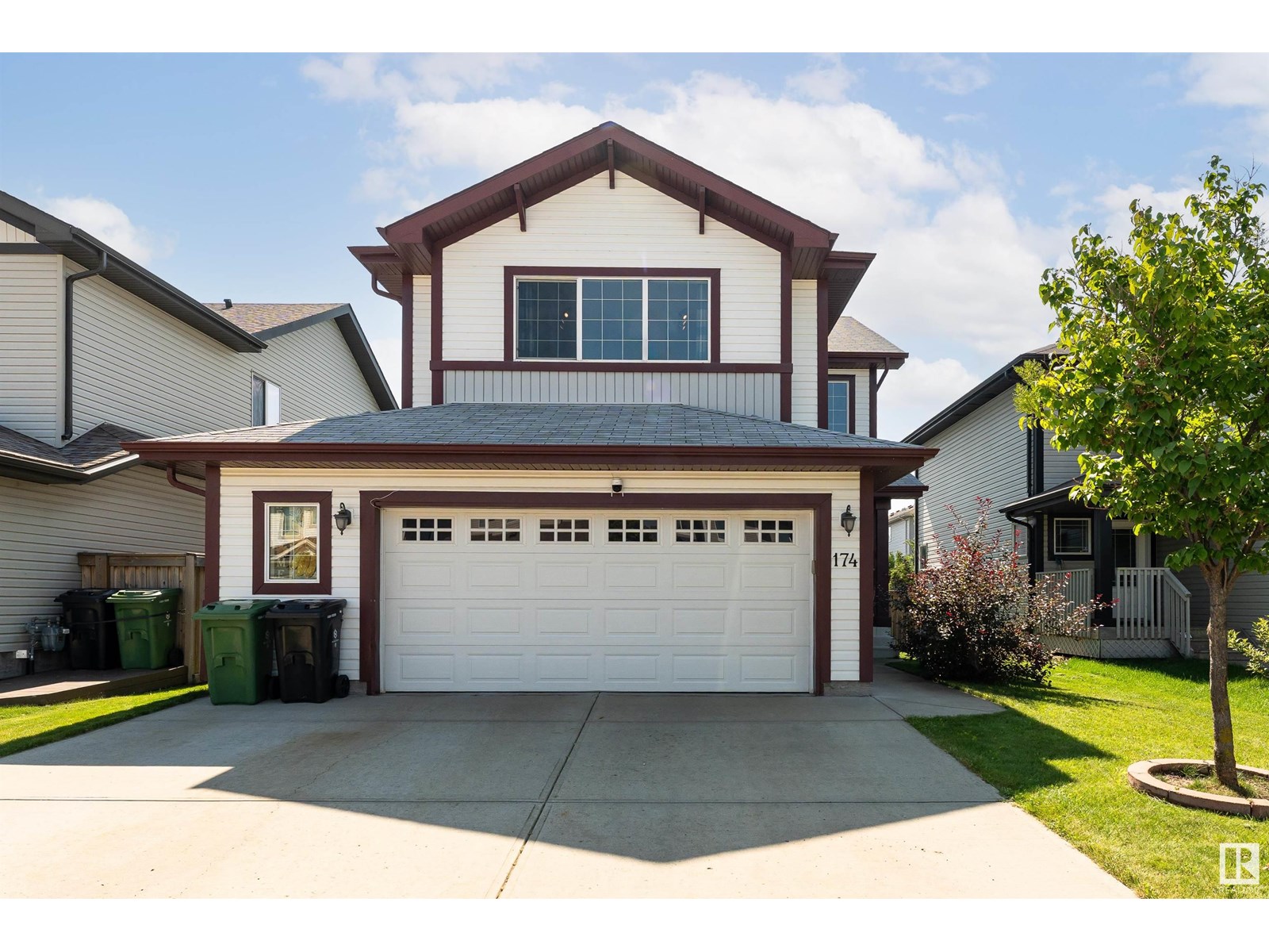 Property at 174 WOODBEND WY image 1