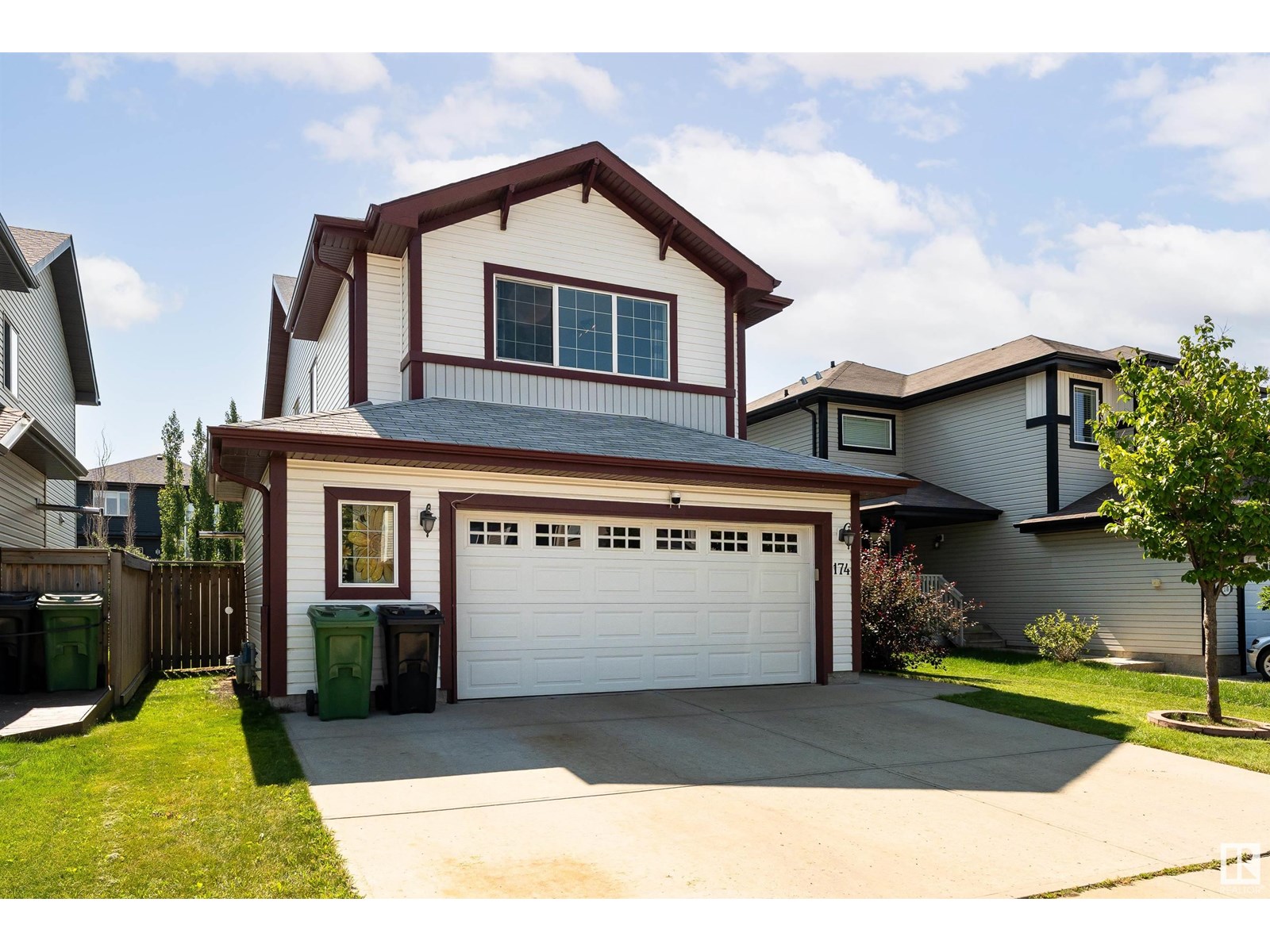Property at 174 WOODBEND WY image 2
