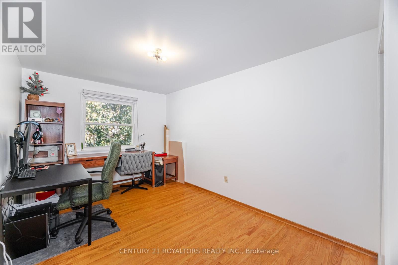 32 Farmington Drive, Brampton, Ontario  L6W 2V2 - Photo 27 - W12320666