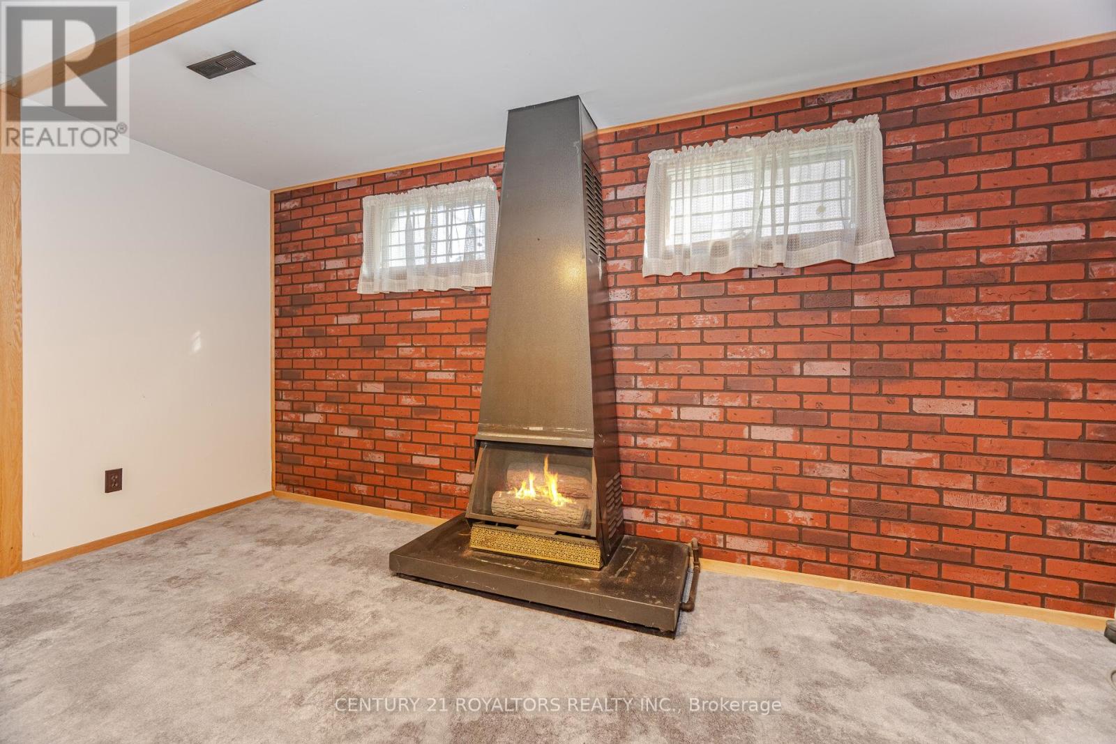 32 Farmington Drive, Brampton, Ontario  L6W 2V2 - Photo 35 - W12320666