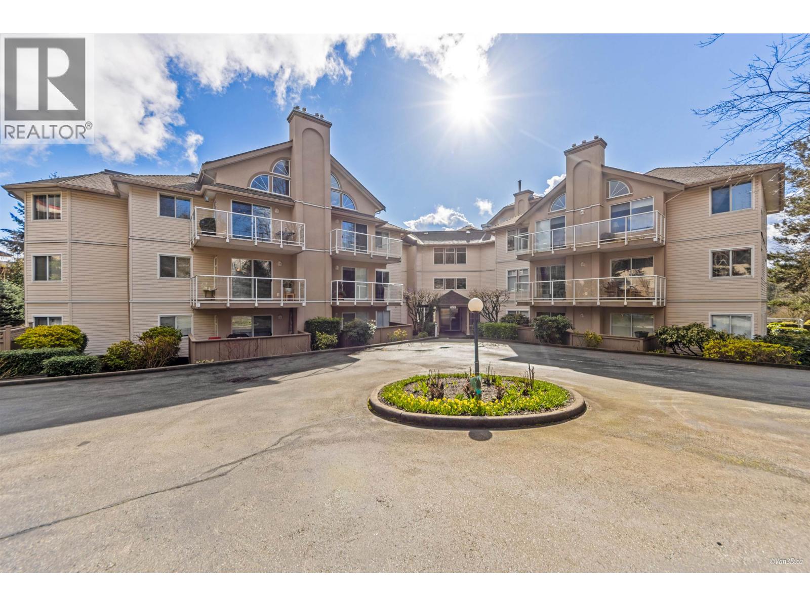 308 455 Bromley Street, Coquitlam, British Columbia  V3K 6N7 - Photo 1 - R3032917