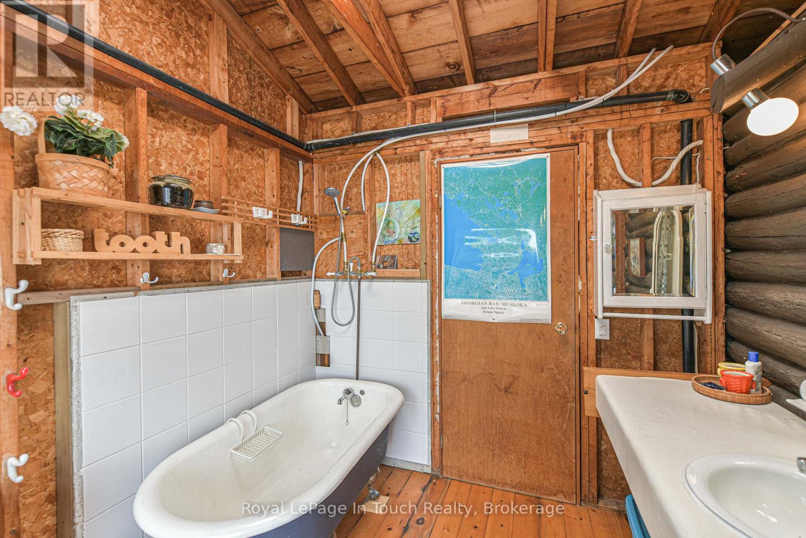 1810 Bone Island, Georgian Bay, Ontario  P0E 1E0 - Photo 34 - X12320819
