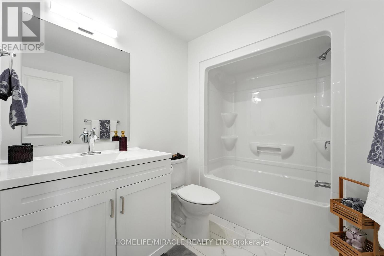 97 Buchanan Avenue, Prince Edward County, Ontario  K0K 2T0 - Photo 12 - X12320717