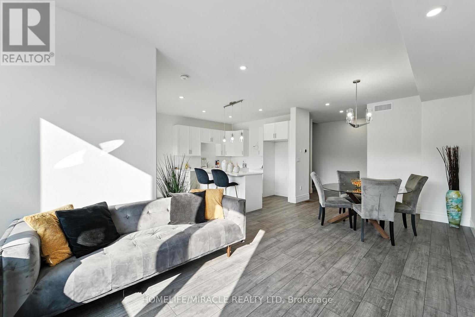 97 Buchanan Avenue, Prince Edward County, Ontario  K0K 2T0 - Photo 13 - X12320717